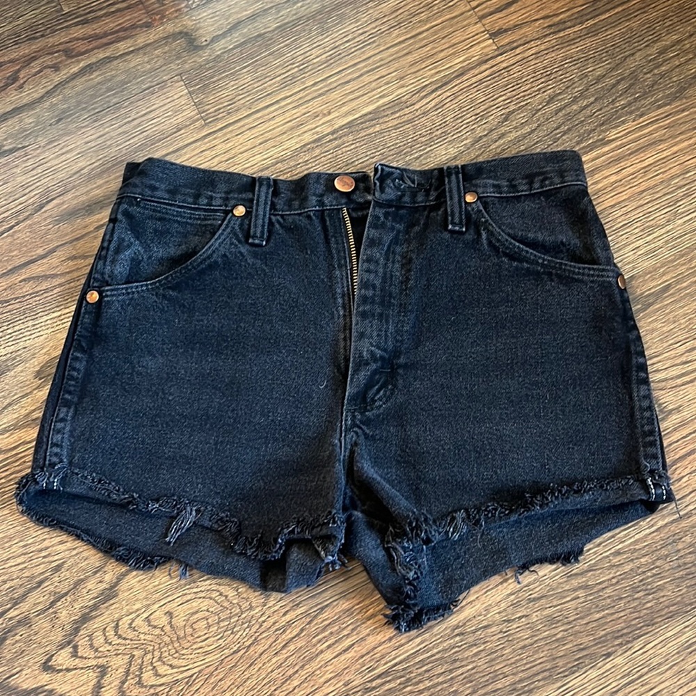 NWT Urban Renewal Wrangler Black Denim Shorts